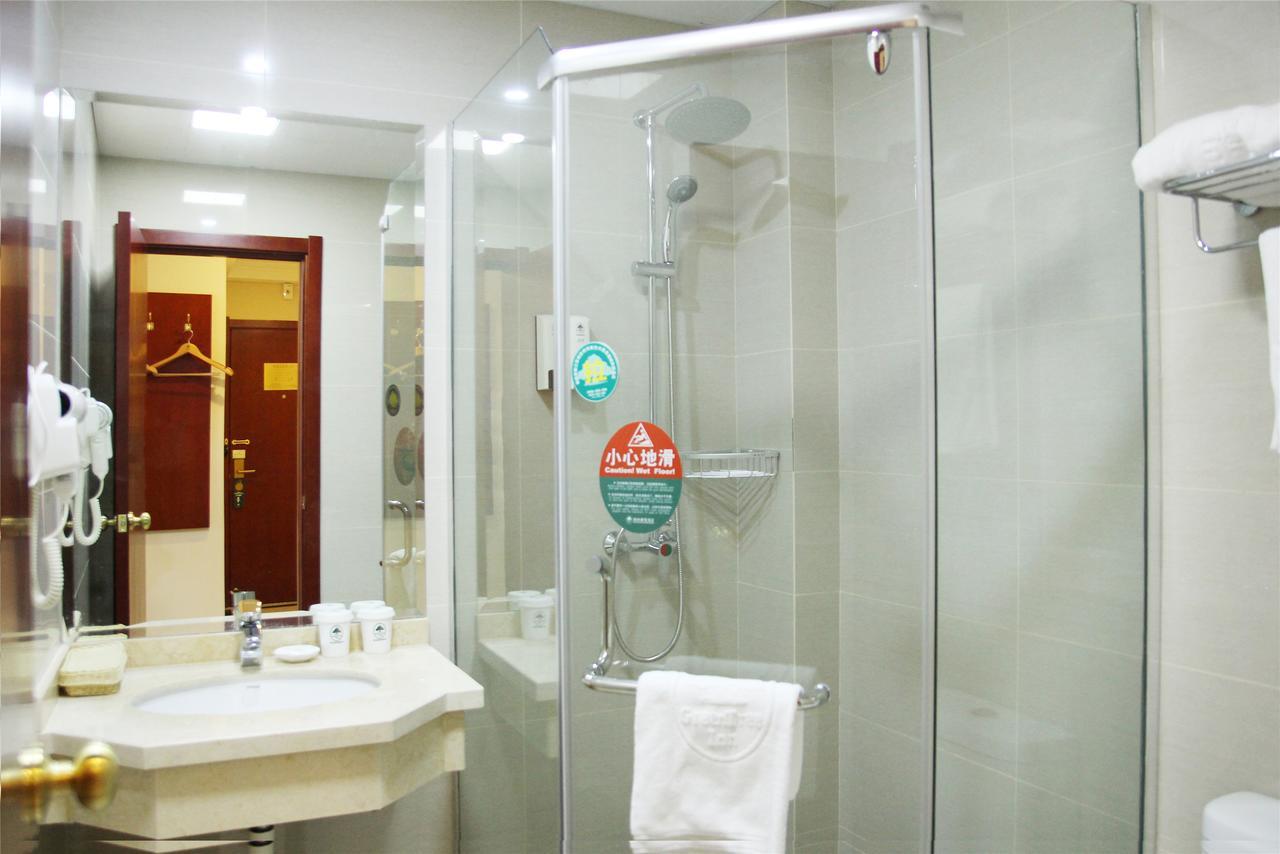 Greentree Inn Guangxi Nanning Jiangnan Wanda Plaza Tinghong Road Express Hotel מראה חיצוני תמונה